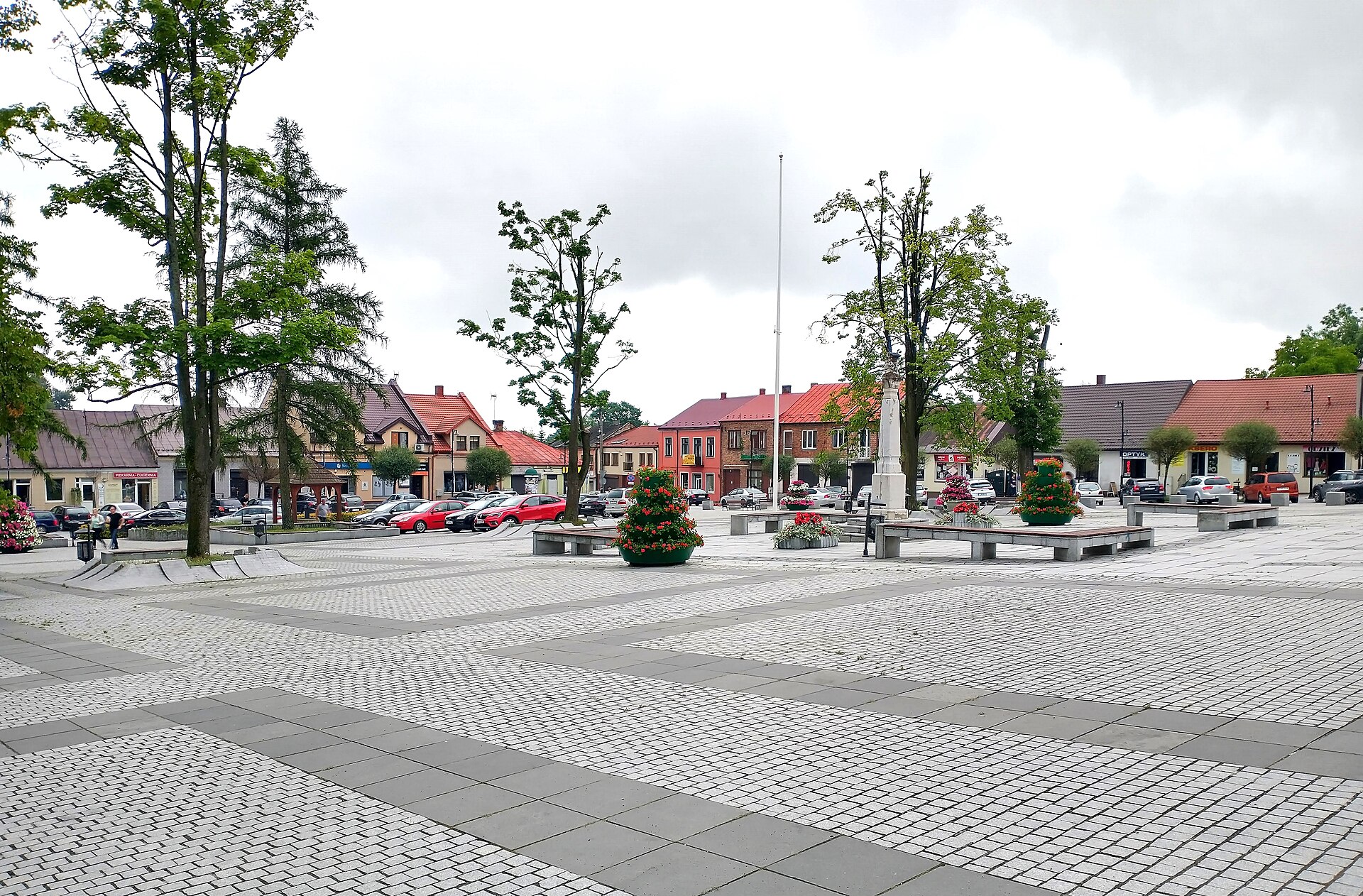 Przewóz busem z Małogoszcza do Niermiec